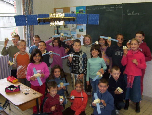 satellite_enfants_640x480