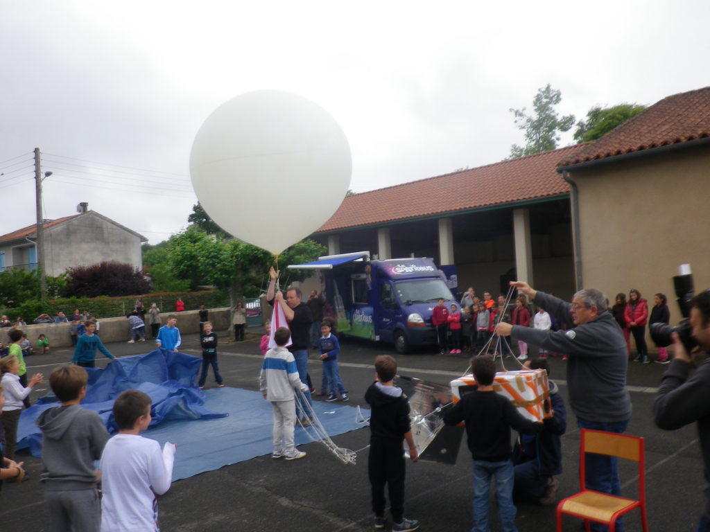 La nacelle sur le point de prendre son envol