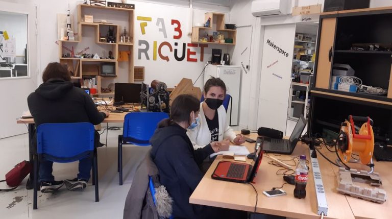 Lire la suite à propos de l’article (Se) Fabriquer – ÉPISODE 2