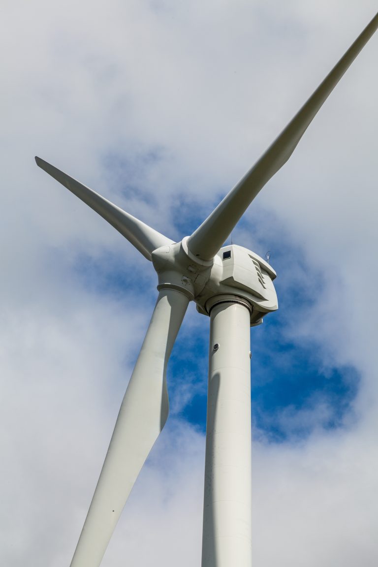 Lire la suite à propos de l’article Eolienne